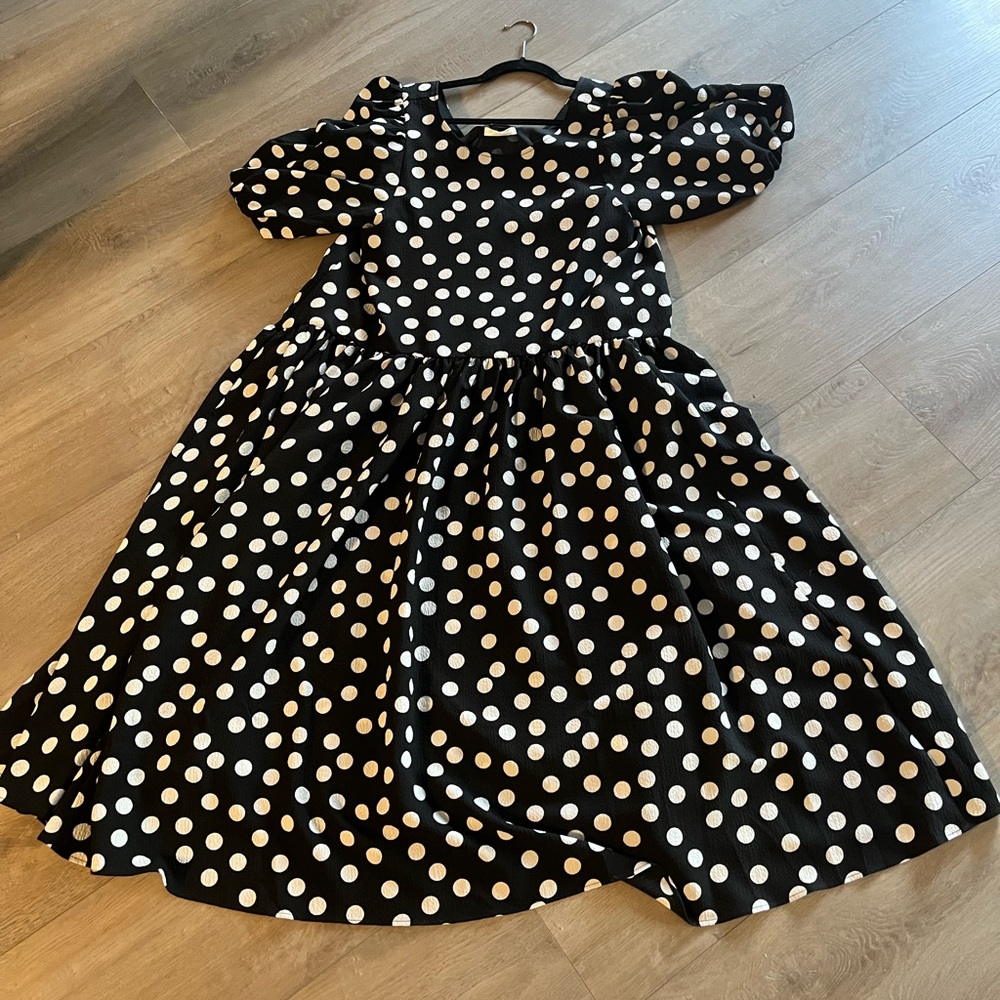 NWOT STINE GOYA Amelia Black and White Polka-Dot Puff Sleeve Dress - Picture 6 of 9
